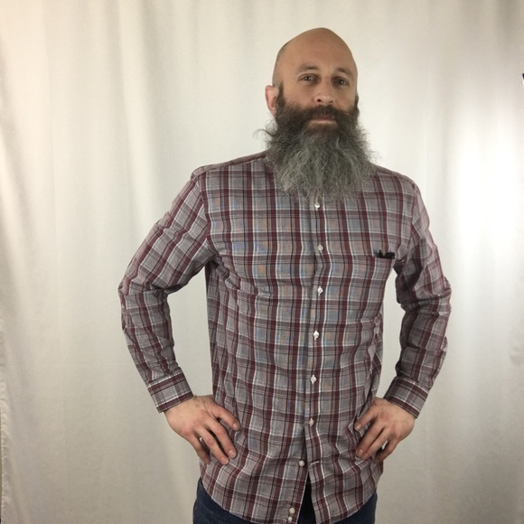 Stafford Travel Easy-Care Broadcloth Fitted Shirt - Picture 7 of 8